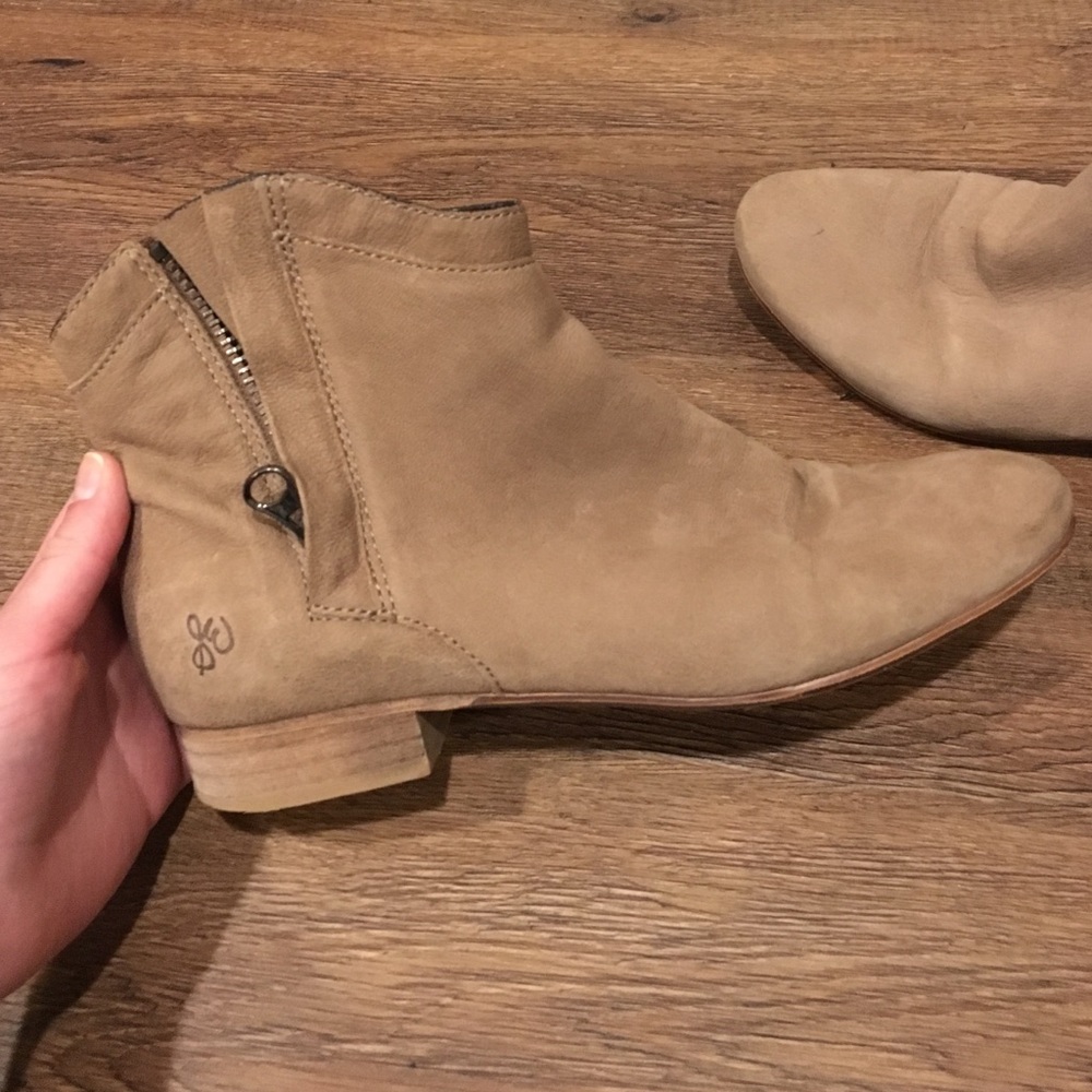 Sam Edelman Size 8 leather booties